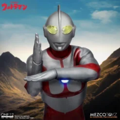 Mezco Toyz One:12 Collective: Ultraman Action Figure -Bandai || Kotobukiya || Square Enix Sales 696198755503c