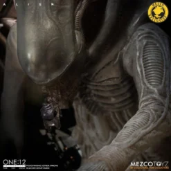 Mezco Toyz ONE:12 Collective: Alien Xenomorph Concept Edition Action Figure Exclusive -Bandai || Kotobukiya || Square Enix Sales 696198761061i