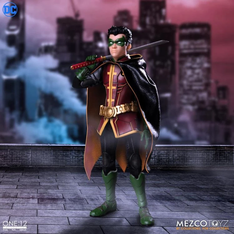 Mezco Toyz ONE:12 Collective: Robin Action Figure 5 Mezco Toyz ONE:12 Collective: Robin Action Figure - Image 5