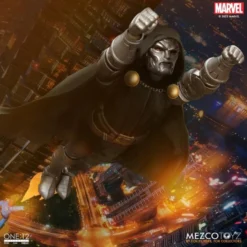 Mezco Toyz ONE:12 Collective Doctor Doom Action Figure -Bandai || Kotobukiya || Square Enix Sales 696198772722e