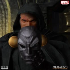Mezco Toyz ONE:12 Collective Doctor Doom Action Figure -Bandai || Kotobukiya || Square Enix Sales 696198772722j